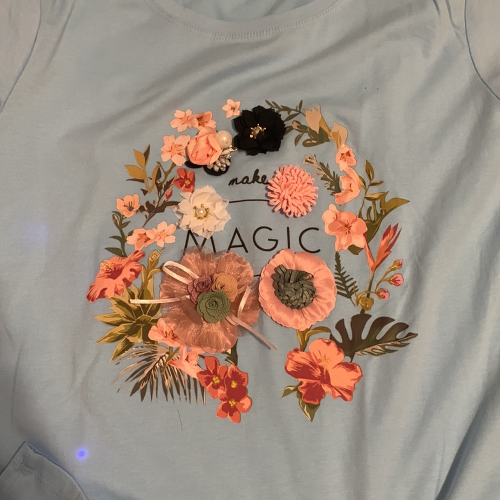 Pretty tee - Picture 4 of 5